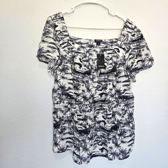 NWT Torrid | Clip Jaquard Square Neck Flutter Skeeve Jungle Toile Women 1X 14-16 - Picture 4 of 8